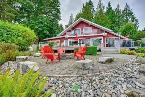 Kingston Vacation Rental | 4BR | 3BA | Step-Free Access | 2,500 Sq Ft