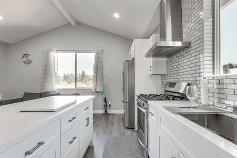 Kitchen | Dishwasher | Drip Coffee Maker