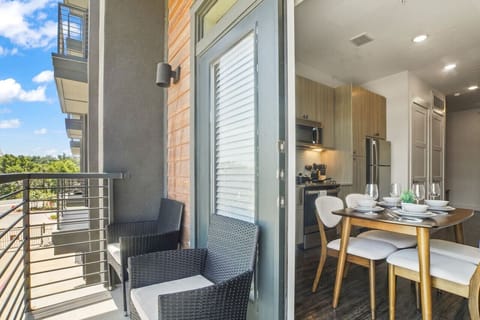 The outdoor areas’ plush seating beckons you to sink in and relax, surrounded by light and airy decor.