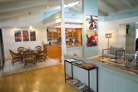 kitchen and dinning room