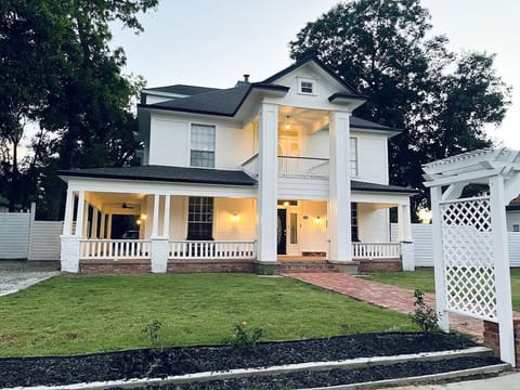 Rose Haven House Front