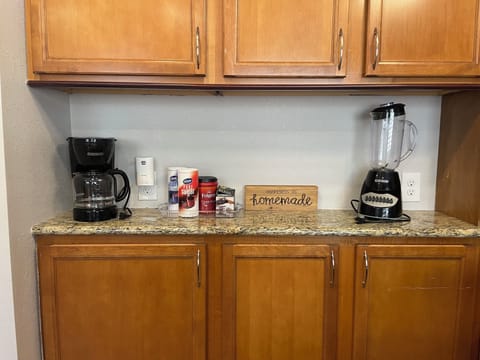 Fully equipped kitchen.