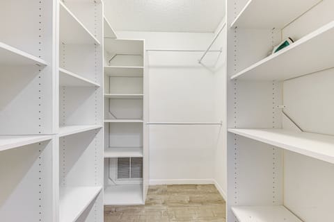 Bedroom 1 | Walk-In Closet