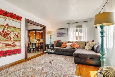 Albuquerque Vacation Rental | 3BR | 2BA | 1,300 Sq Ft | 3 Steps to Enter