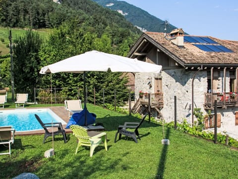 Plant, Property, Sky, Water, Nature, Outdoor Furniture, Tree, Umbrella, Swimming Pool, Shade