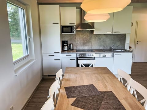 Sky, Plant, Cloud, Building, Window, Tree, Natural Landscape, Land Lot, House, Cottage