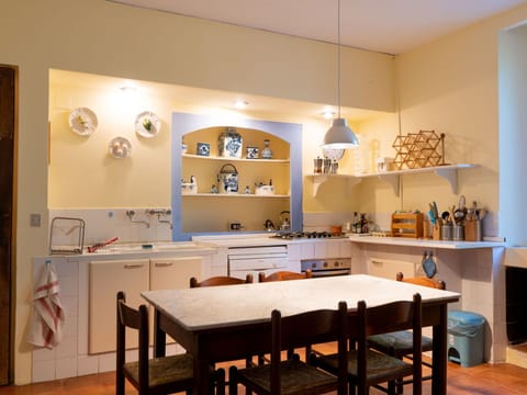 Table, Building, Interior Design, Lighting, Wood, Tableware, Floor, Kitchen & Dining Room Table, Flooring, Hardwood