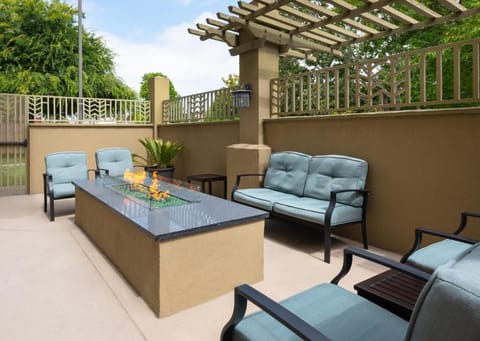 Fire pit