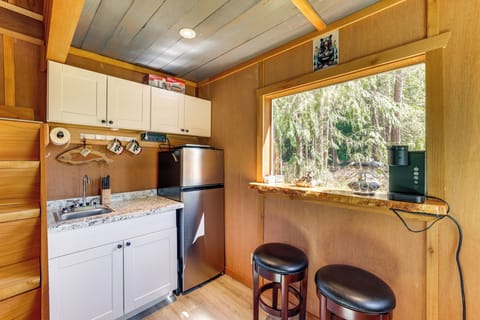 Kitchenette | Cooking Basics | Complimentary Spices | 1st Floor