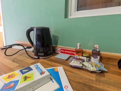 Water, Plant, Property, Sky, Swimming Pool, Azure, Building, Grass, Rectangle, Shade