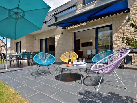 Table, Furniture, Property, Plant, Chair, Outdoor Table, Azure, Blue, Shade, Building