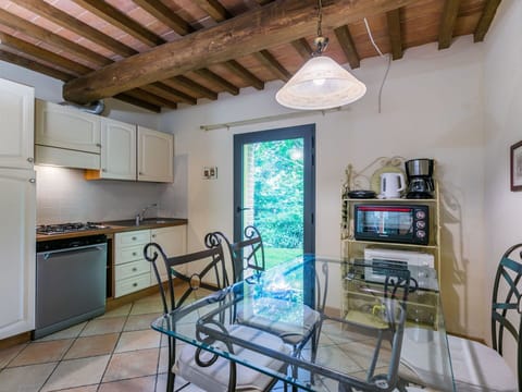 Property, Cabinetry, Lighting, Interior Design, Kitchen, Gas Stove, Wood, Floor, Kitchen Stove, Wall