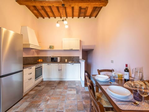 Cabinetry, Countertop, Furniture, Building, Kitchen Stove, Kitchen, Wood, Kitchen Appliance, Interior Design, Architecture