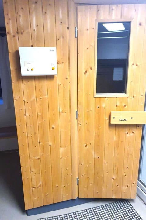 Cabinetry, Property, Door, Wood, Building, Floor, Wood Stain, Hardwood, Wall