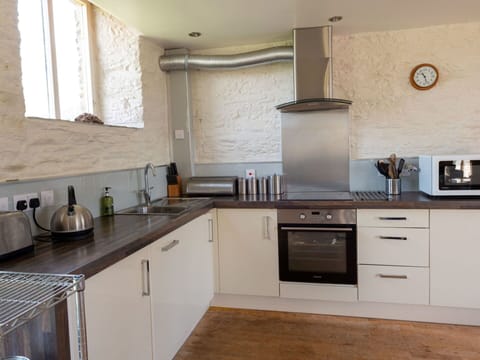 Brown, Cabinetry, Countertop, Kitchen Sink, Sink, Building, Window, Kitchen Stove, Wood, Interior Design