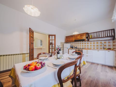 Food, Sky, Table, Tableware, Mountain, Cloud, Plant, Furniture, Green, Natural Landscape