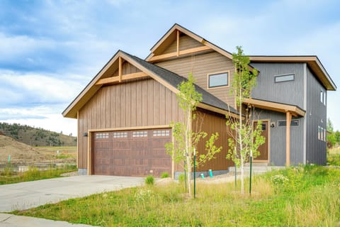 Granby Vacation Rental | 4BR | 3.5BA | 4 Steps to Enter | 2,450 Sq Ft