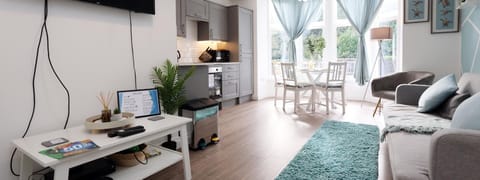 Living Room / Lounge