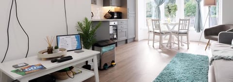 Living Room / Lounge