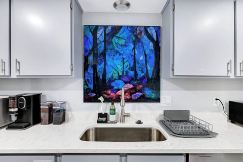 Stunning art pieces that provide a sense of relaxation.