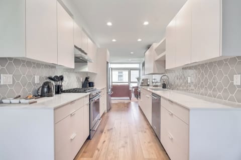 fully furnished modern kitchen room area