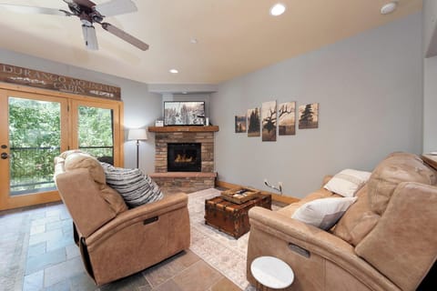 Main Living Space- TV and Gas Fireplace