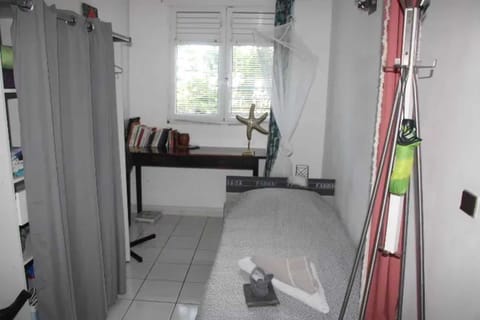 1 bedroom, iron/ironing board, internet