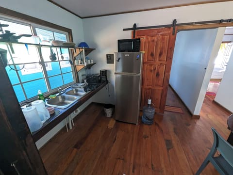 Kitchenette in pink family cabana