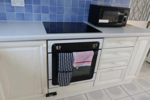 Microwave, oven, stovetop