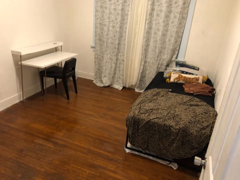 1 bedroom, iron/ironing board, bed sheets