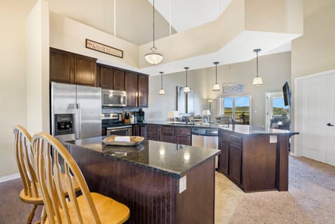 Additional counter seating