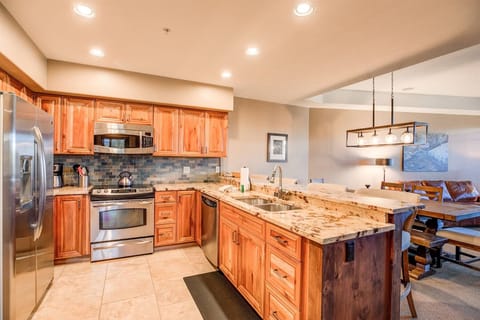 Fully updated kitchen