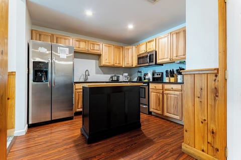 Gatlinburg Mansion's fully-equipped kitchen