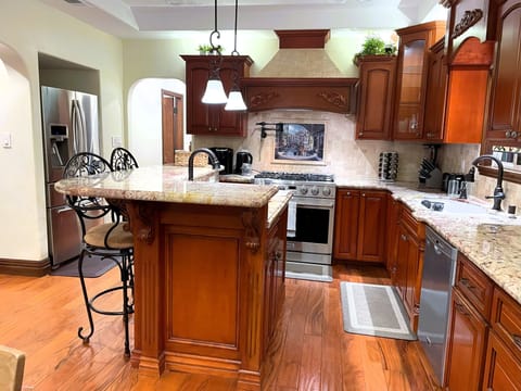 This is a fully functional kitchen for your family meals.