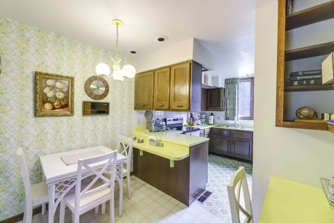 Kitchen | Dining Area | Coffee Maker