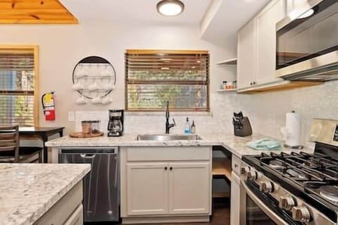 5f3b9201 0a07 4018 addd 155b03721920