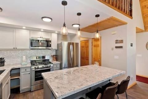 679d3945 a402 4bea 9fba 5337ffea0ff8