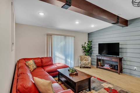 Building, Furniture, Indoors, Living Room, Room