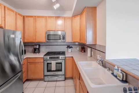 Fully equipped kitchen