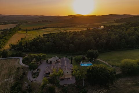 Nature, Natural Landscape, Landscape, Ecoregion, Rural Area, Land Lot, Grassland, Plain, Field, Farm