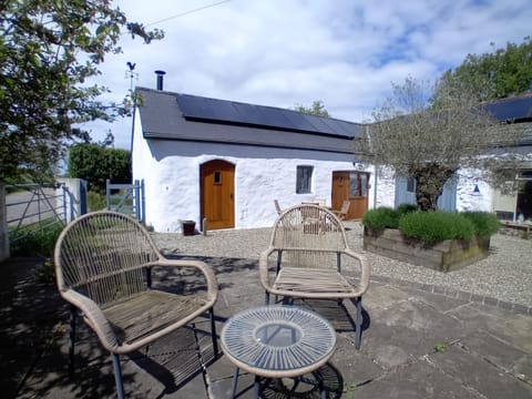 The courtyard looking towards the barn.