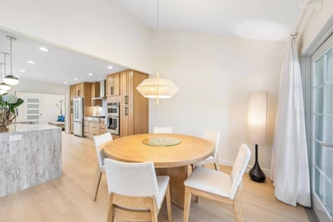 Dining and day dreaming