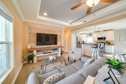 Yancey Vacation Rental | 3BR | 2BA | Steps Required | 1,000 Sq Ft