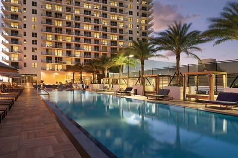 Outdoor pool, a heated pool