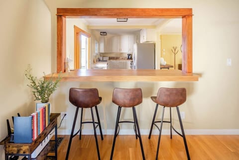 Bar Area looking at Kitchen