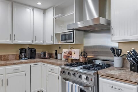 Well equipped kitchen