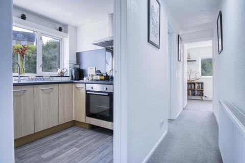 High Deck - 1 Bedroom Apartment - Saundersfoot (23915)