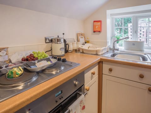 Kitchen | Willow Cottage, Stillingfleet, near York