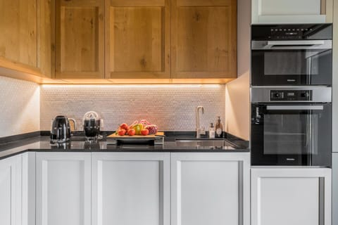 Autumn, Kitchen, Spring, Summer