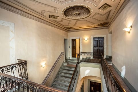 Property, Picture Frame, Light, Wood, Stairs, Lighting, Interior Design, Architecture, Hall, Building